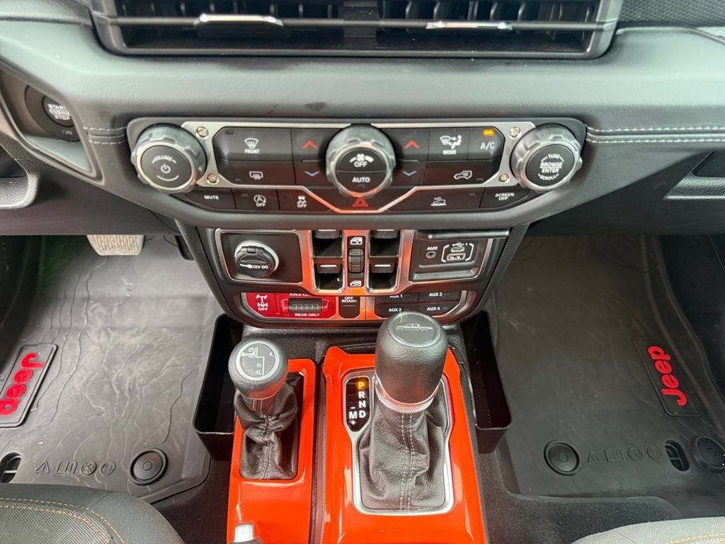 2025 Jeep Gladiator Mojave 4x4