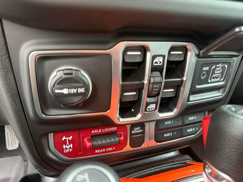 2025 Jeep Gladiator Mojave 4x4