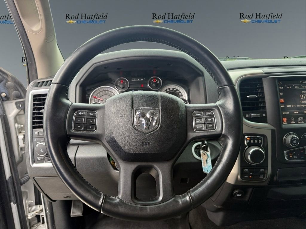 2017 RAM 1500 Big Horn Crew Cab 4x4 6'4" Box