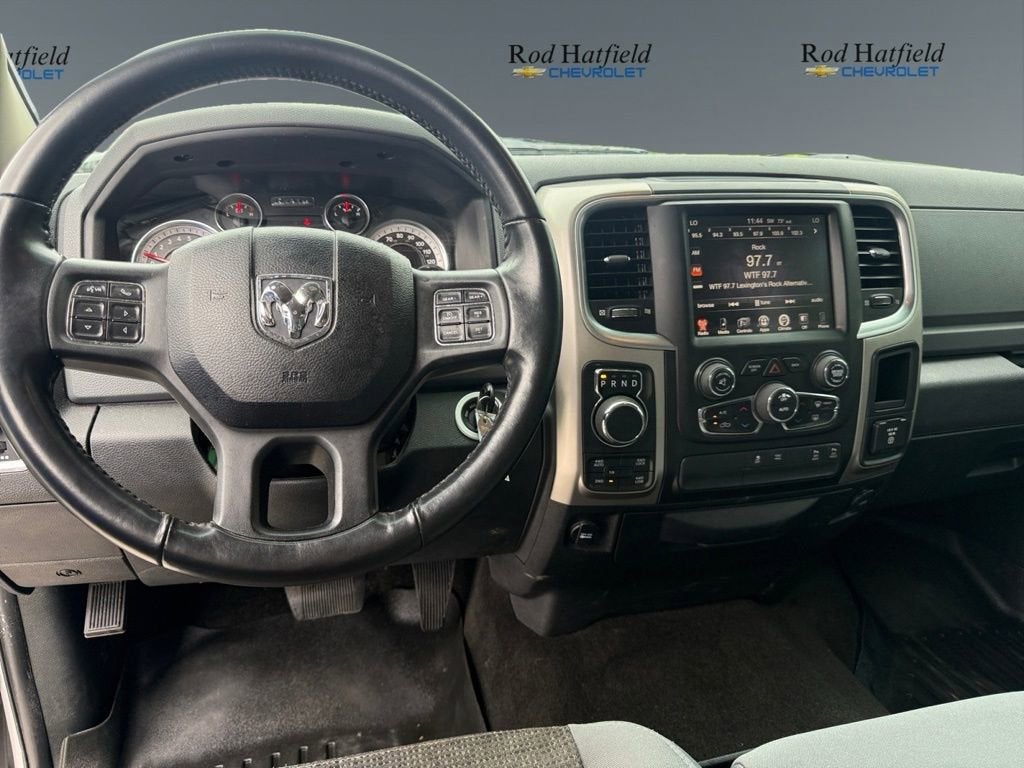 2017 RAM 1500 Big Horn Crew Cab 4x4 6'4" Box