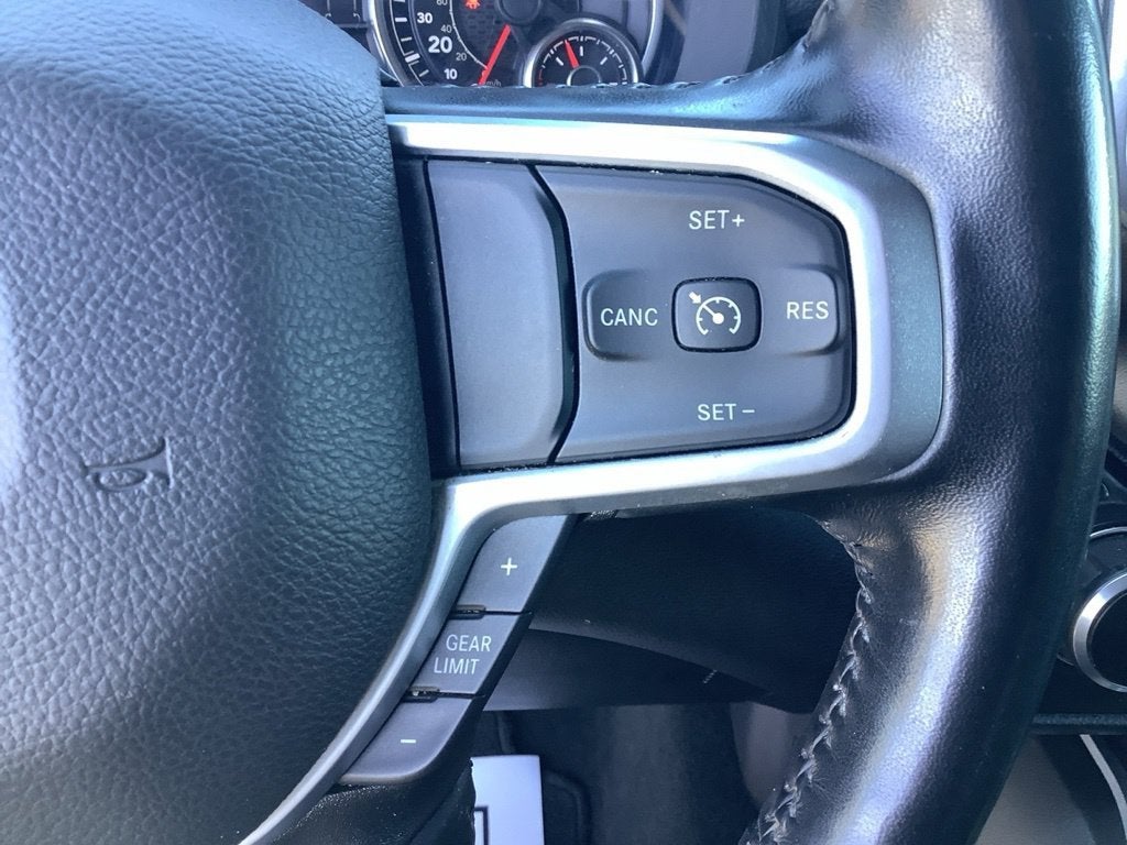 2023 RAM 1500 Big Horn Crew Cab 4x4 5'7" Box