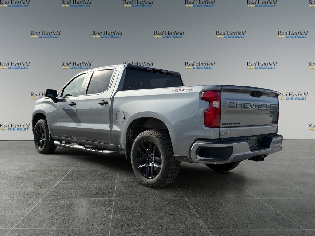 2025 Chevrolet Silverado 1500 Custom