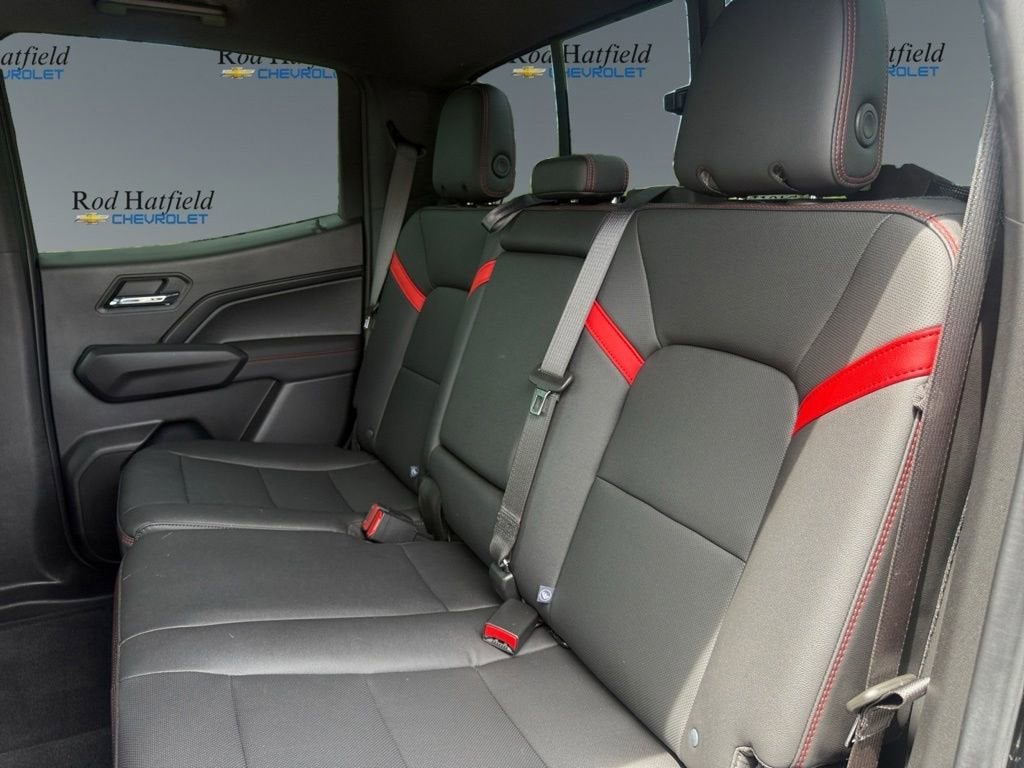 2023 Chevrolet Colorado Z71 - Photo 11