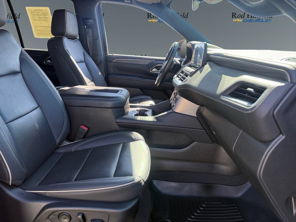 2024 GMC Yukon SLT - Photo 13