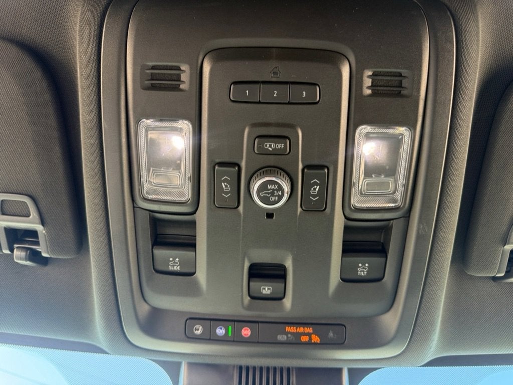 2024 GMC Yukon SLT - Photo 22
