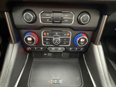 2022 Chevrolet Suburban High Country