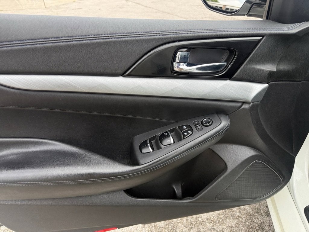 2017 Nissan Maxima S
