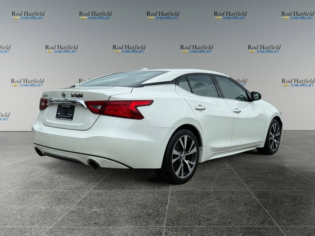 2017 Nissan Maxima S