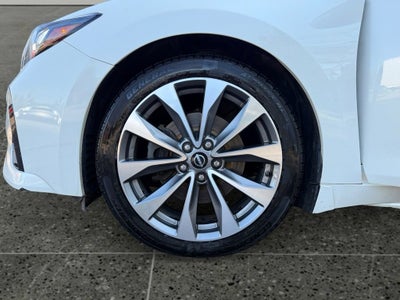 2023 Nissan Maxima Platinum