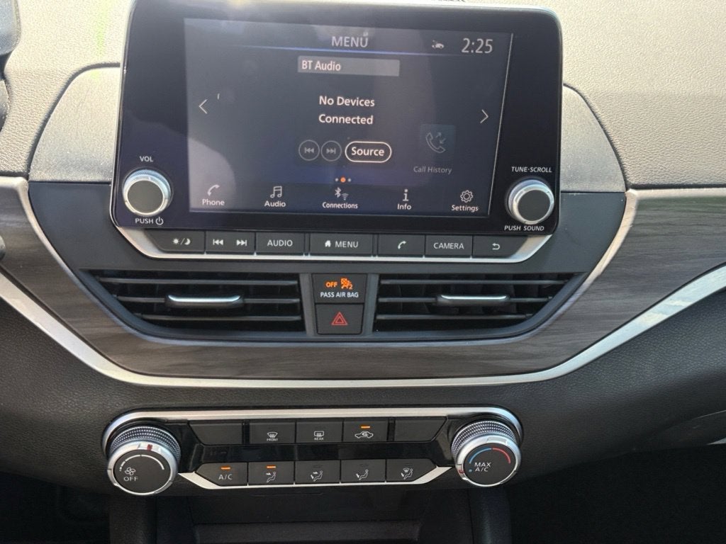 2025 Nissan Altima SV - Photo 10