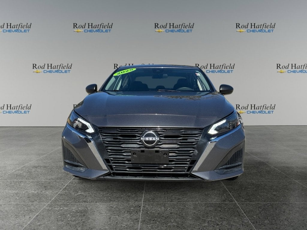 2025 Nissan Altima SV - Photo 8