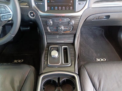 2017 Chrysler 300 Limited