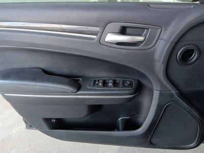 2017 Chrysler 300 Limited