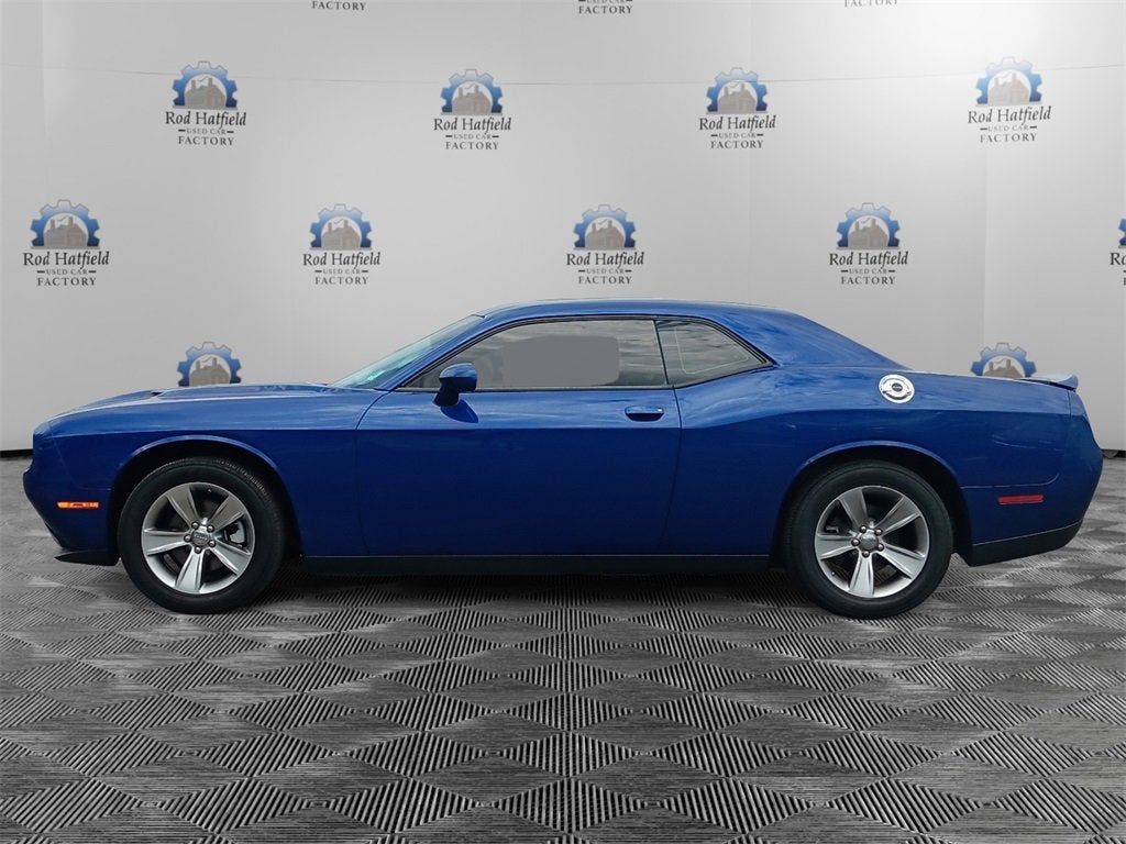 2022 Dodge Challenger SXT