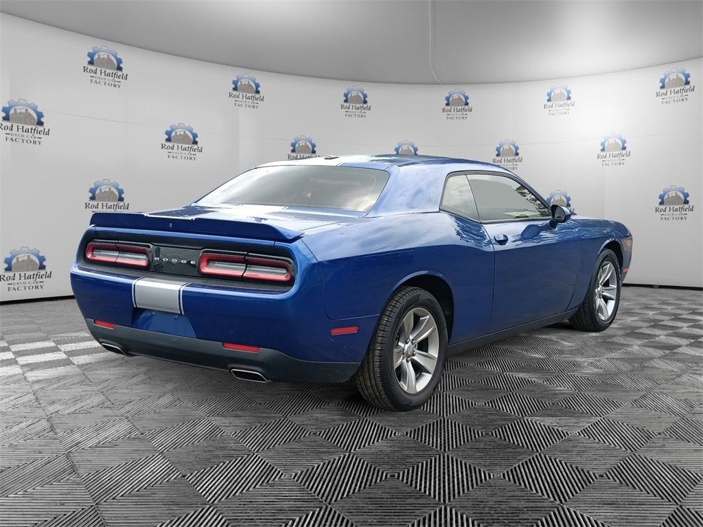 2022 Dodge Challenger SXT