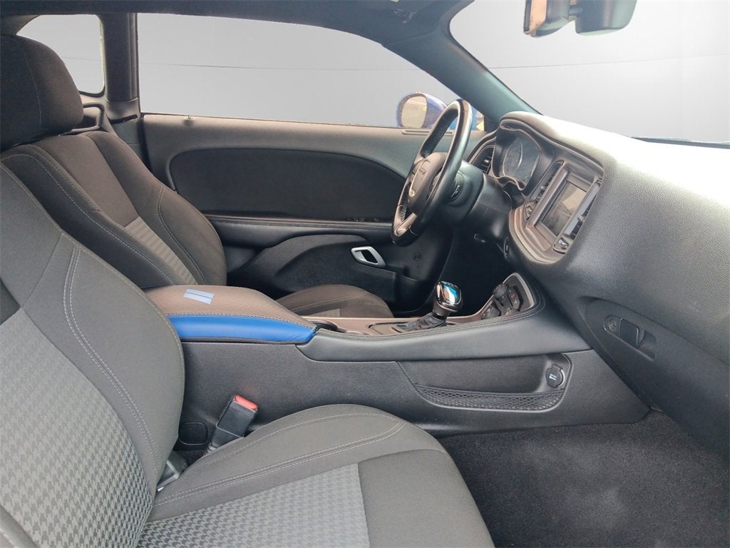 2022 Dodge Challenger SXT