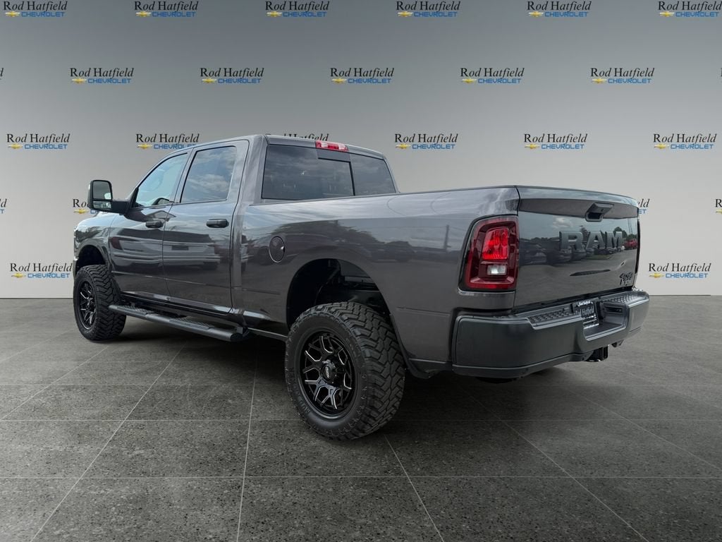 2026 RAM 2500 Tradesman Crew Cab 4x4 6'4" Box