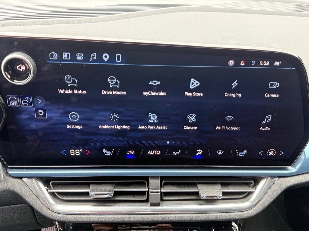 2024 Chevrolet Equinox EV LT - Photo 19