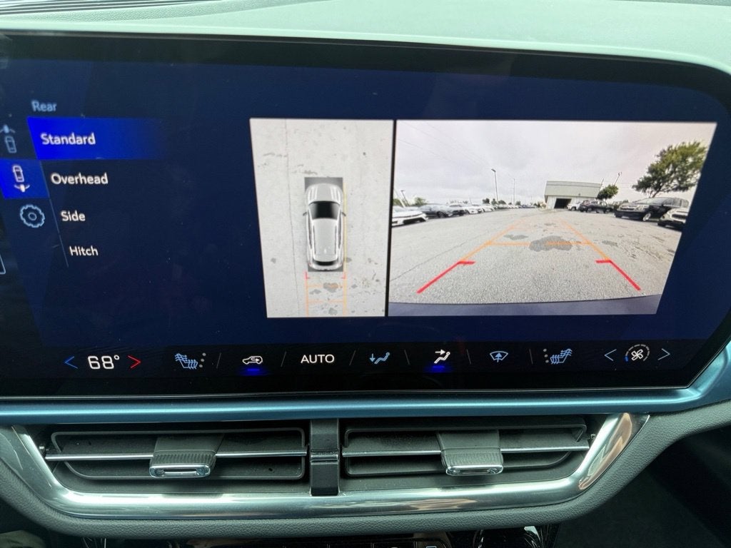 2024 Chevrolet Equinox EV LT - Photo 20