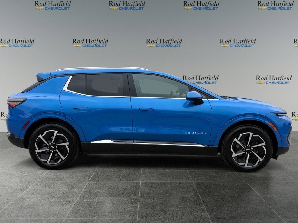 2024 Chevrolet Equinox EV LT - Photo 8
