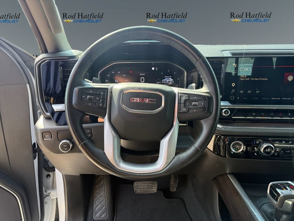 2023 GMC Sierra 1500 SLT - Photo 11