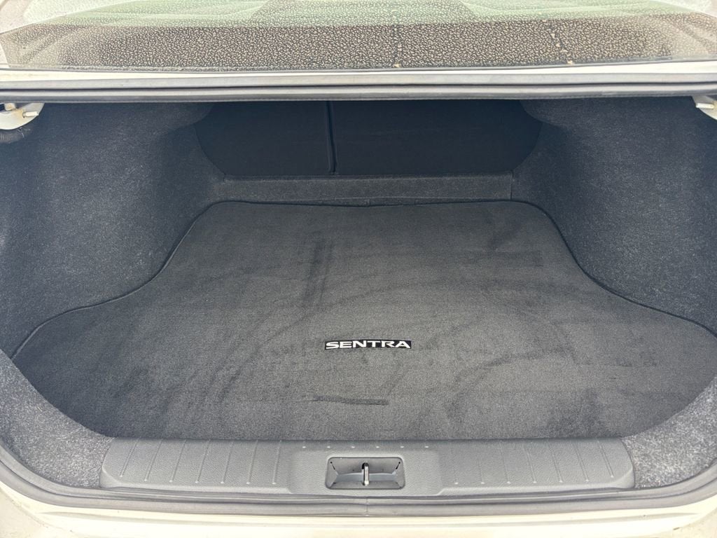 2021 Nissan Sentra SR Xtronic CVT