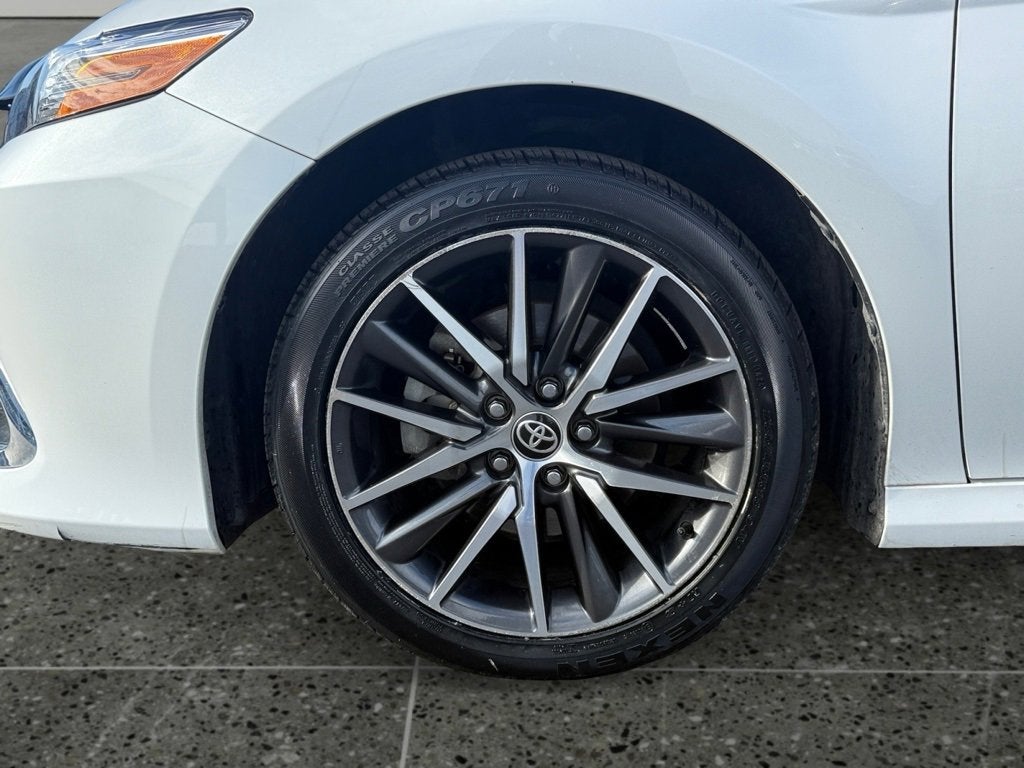 2021 Toyota Camry Hybrid XLE