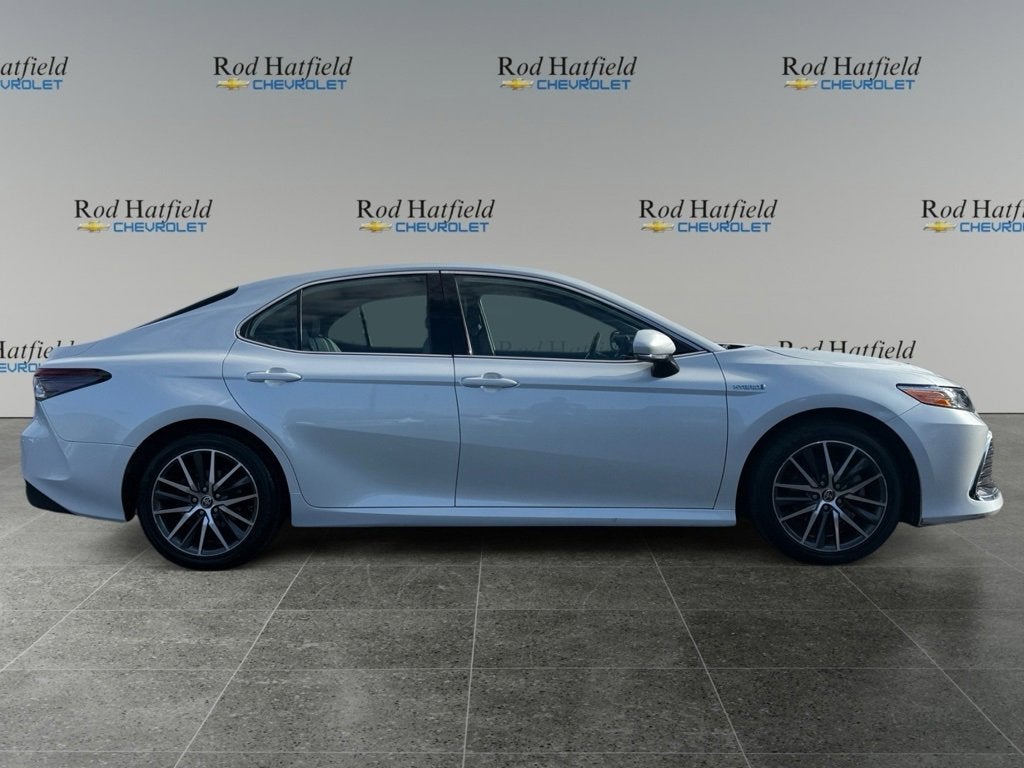 2021 Toyota Camry Hybrid XLE