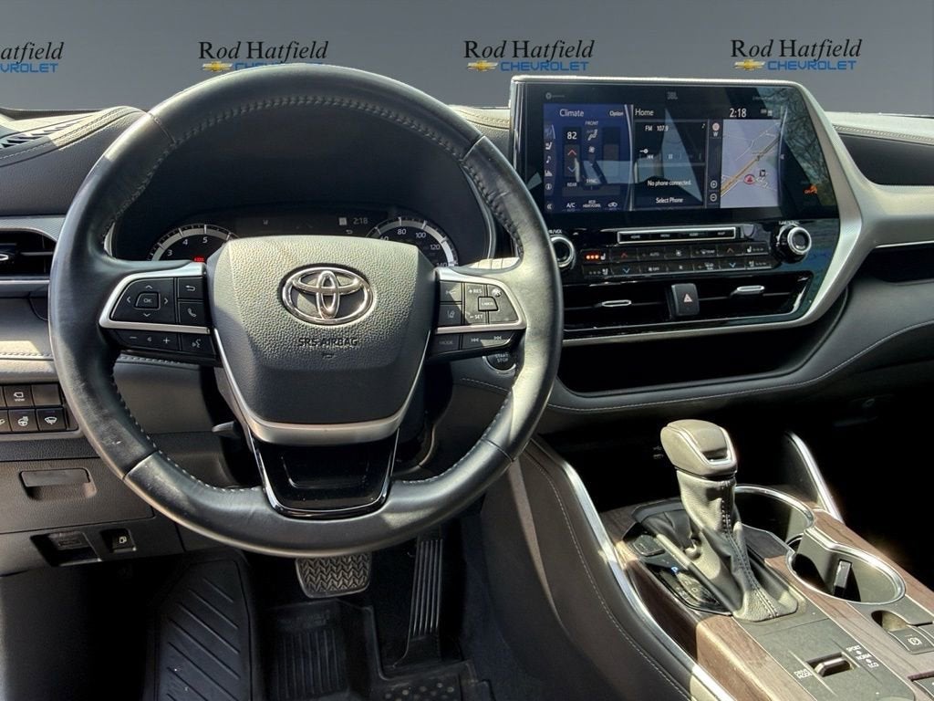 2022 Toyota Highlander Platinum