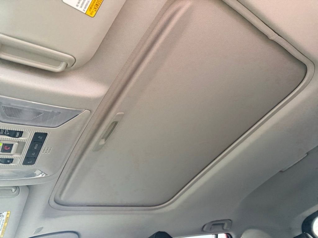 2025 Toyota RAV4 Hybrid XLE Premium