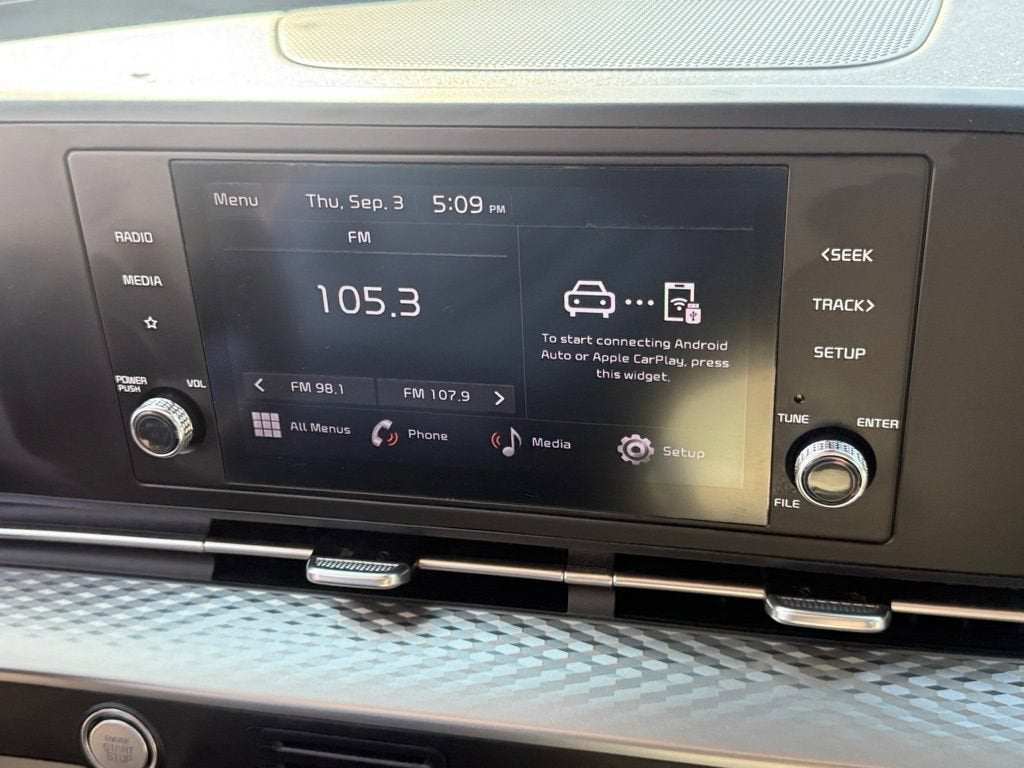 2024 Kia Carnival MPV LX