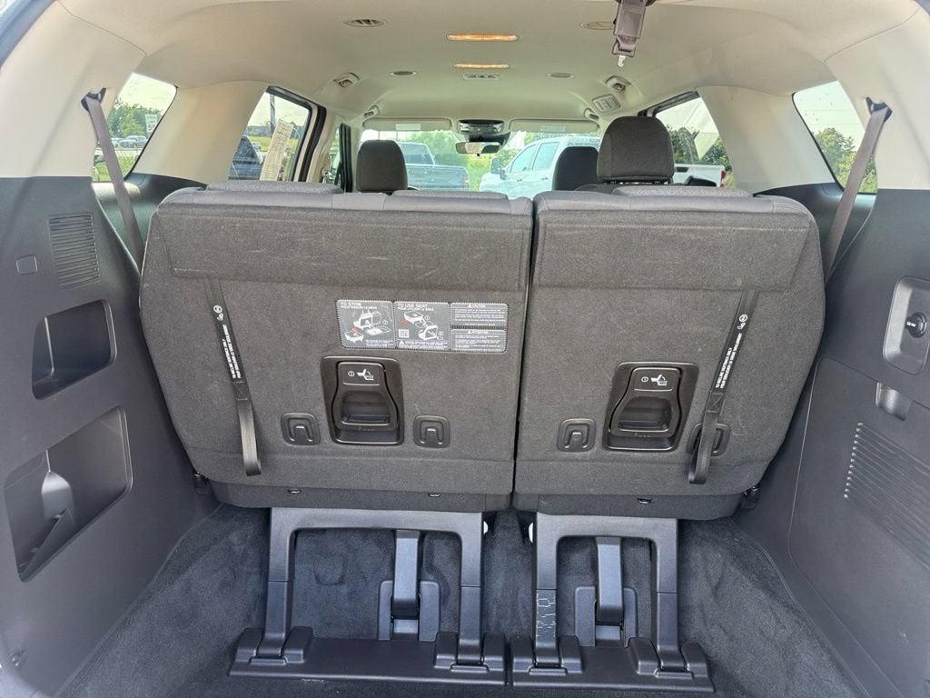 2024 Kia Carnival MPV LX
