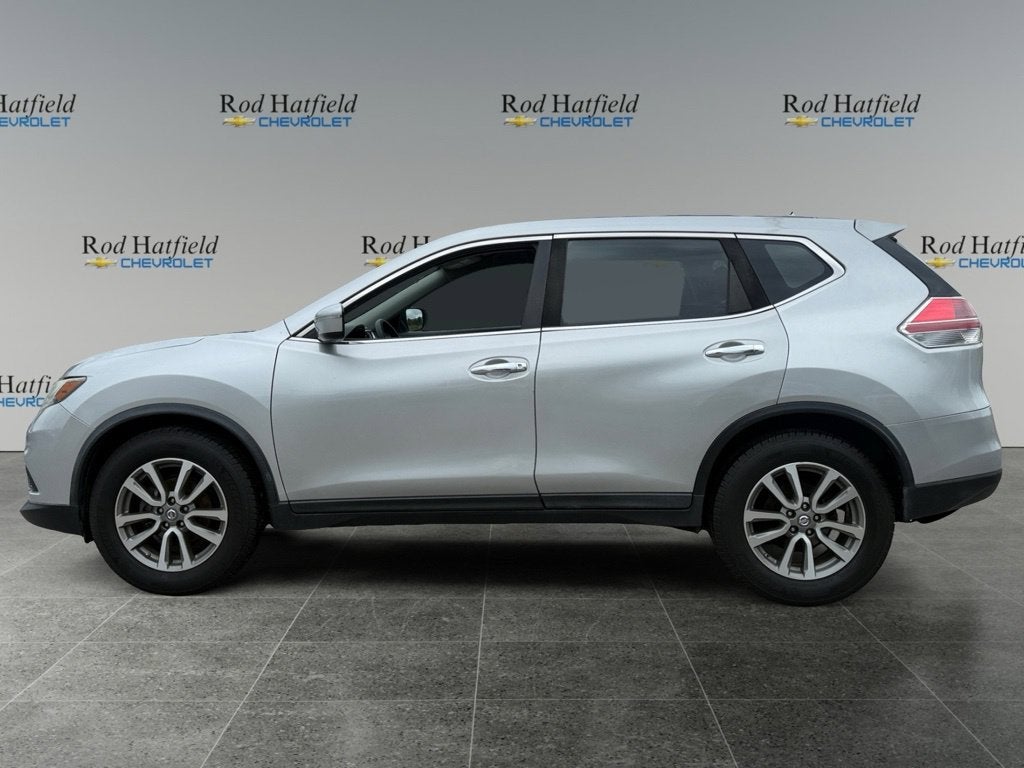 Used 2015 Nissan Rogue S with VIN KNMAT2MV0FP521328 for sale in Lexington, KY