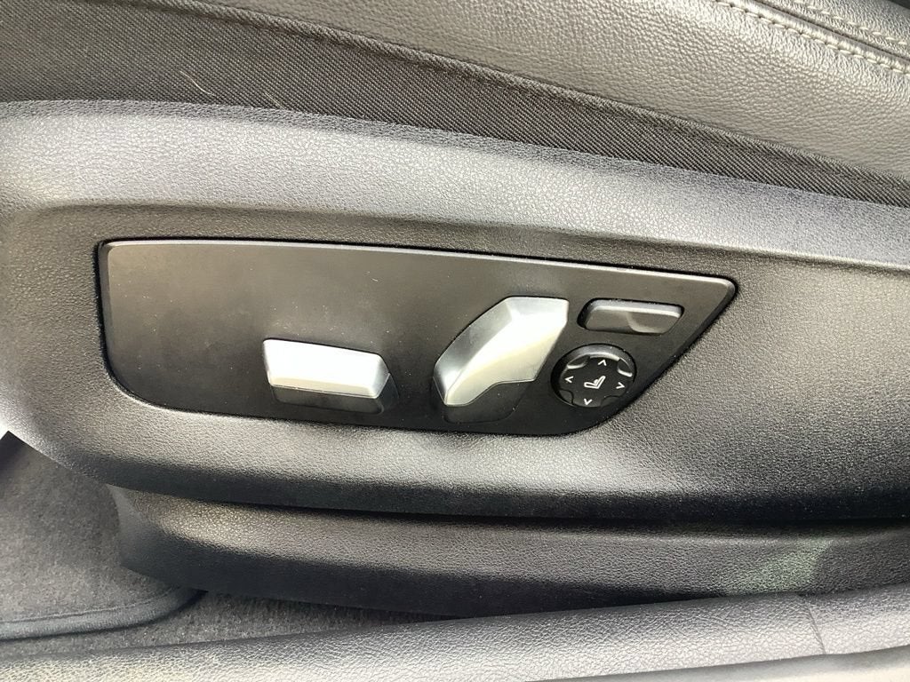 2021 BMW 530e 530e