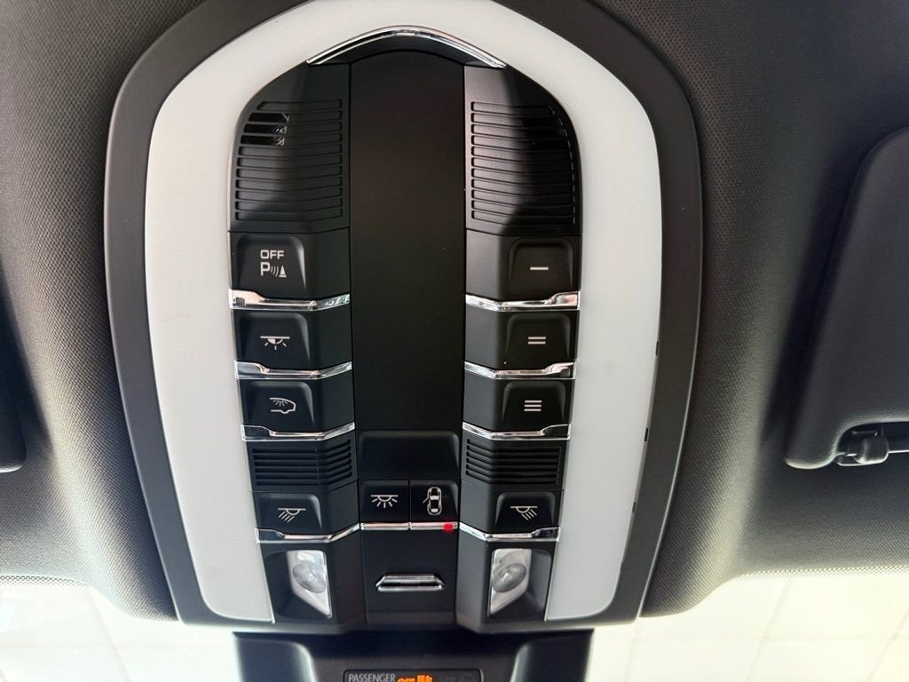 2018 Porsche Macan S